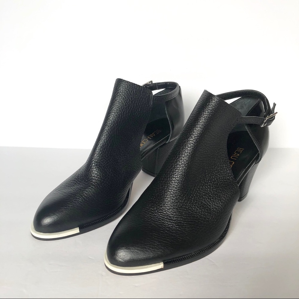 Beau Coops Lizie Black Leathe Cutout Block Heel Ankle Strap Booties Size 6